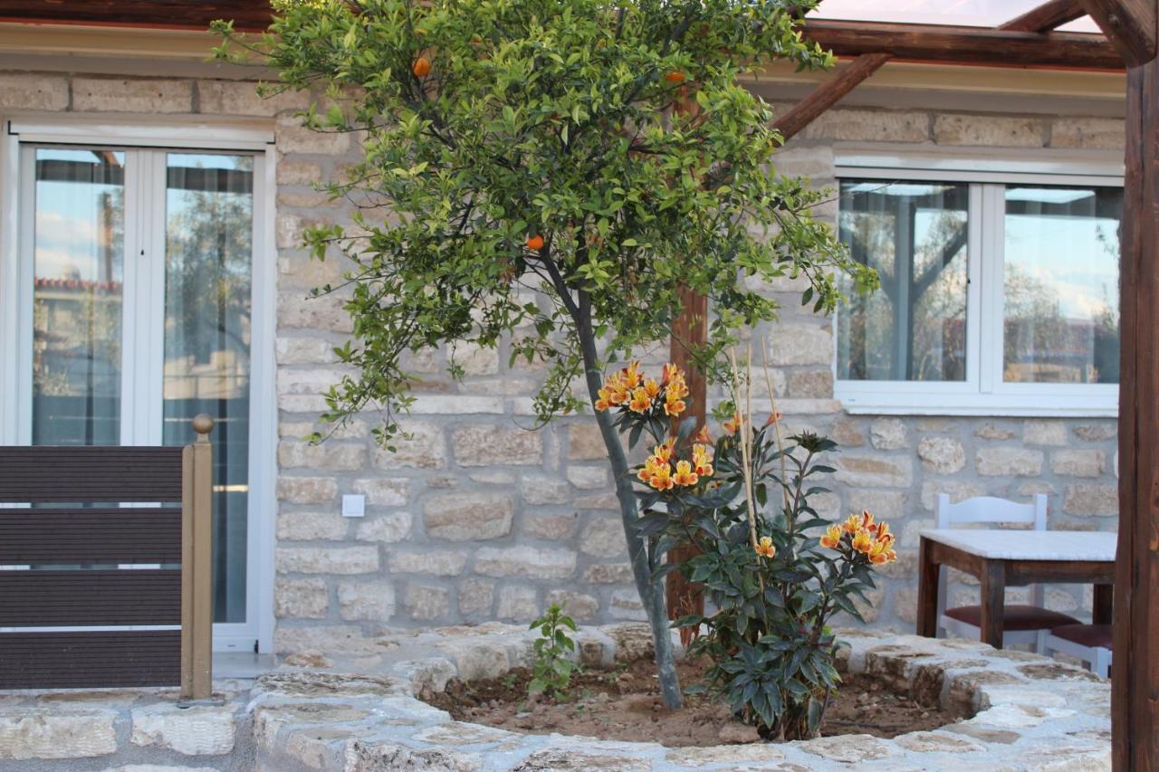 Acrocorinth Apartments מראה חיצוני תמונה