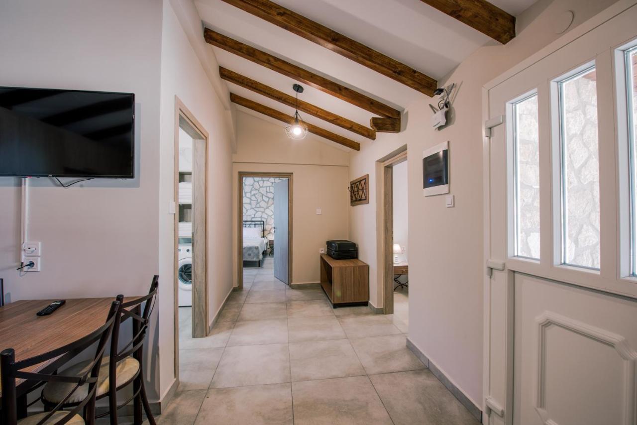 Acrocorinth Apartments מראה חיצוני תמונה