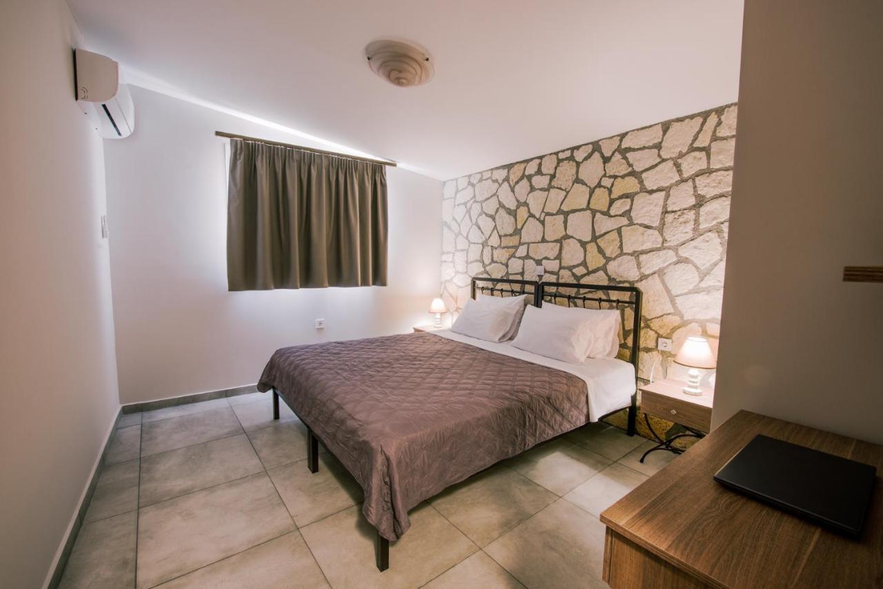 Acrocorinth Apartments מראה חיצוני תמונה