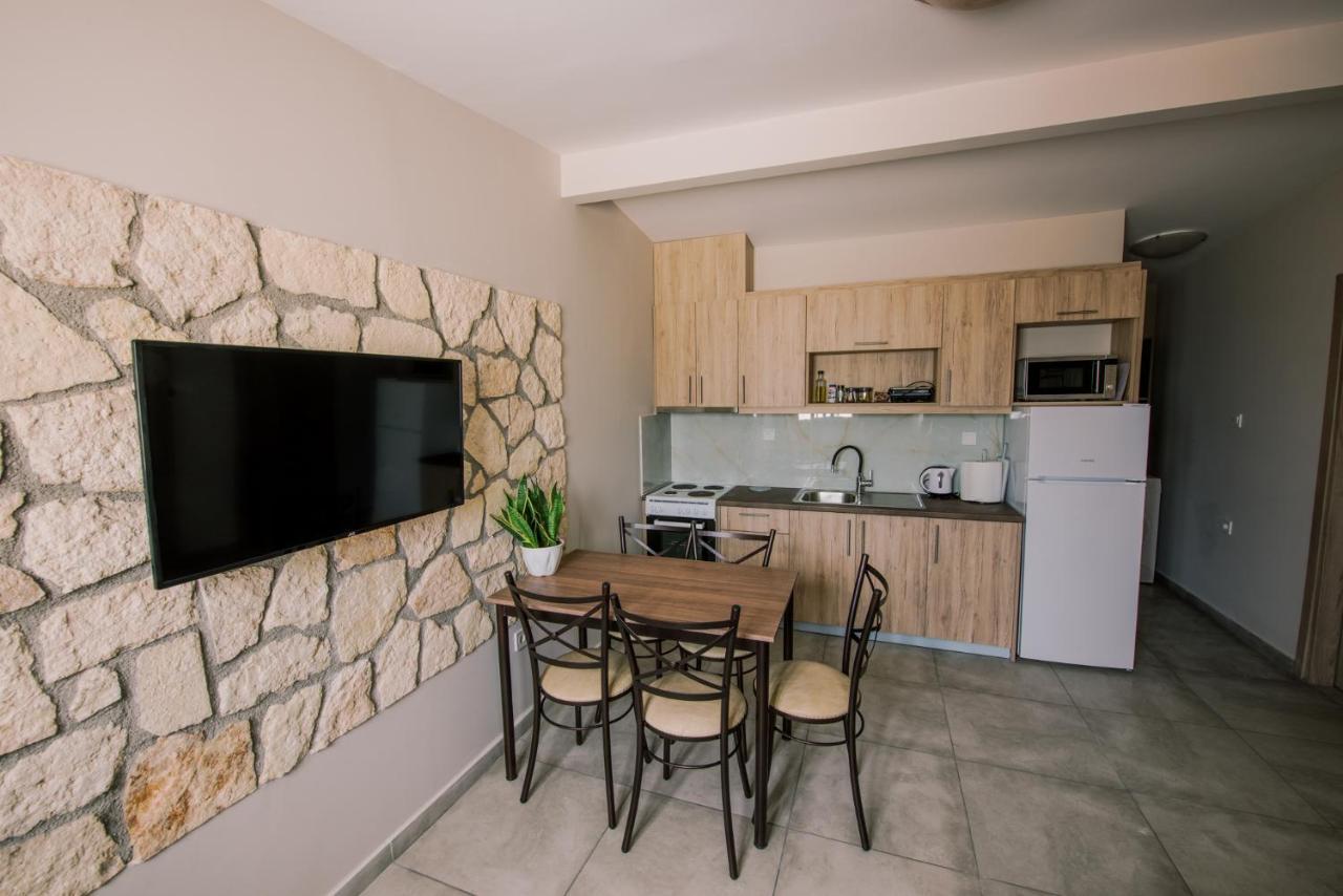 Acrocorinth Apartments מראה חיצוני תמונה