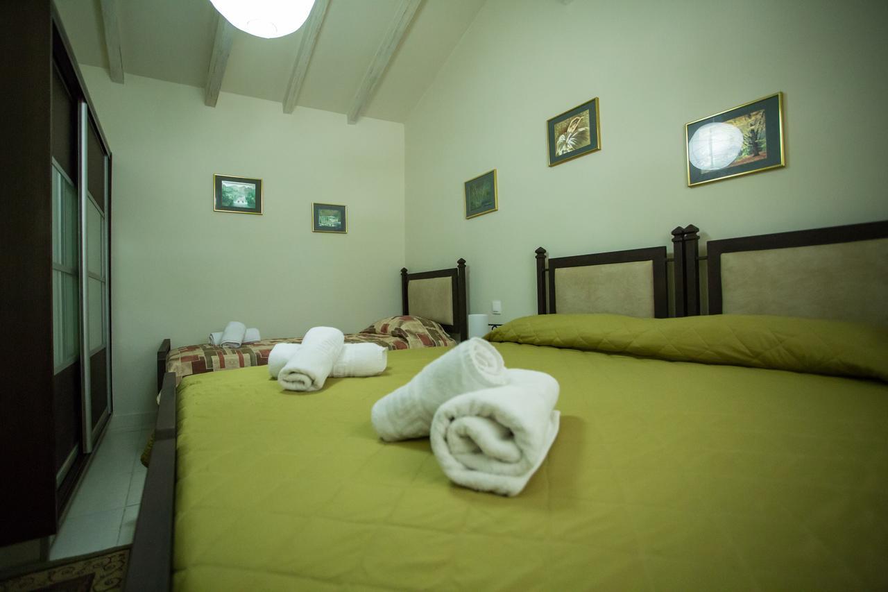 Acrocorinth Apartments מראה חיצוני תמונה