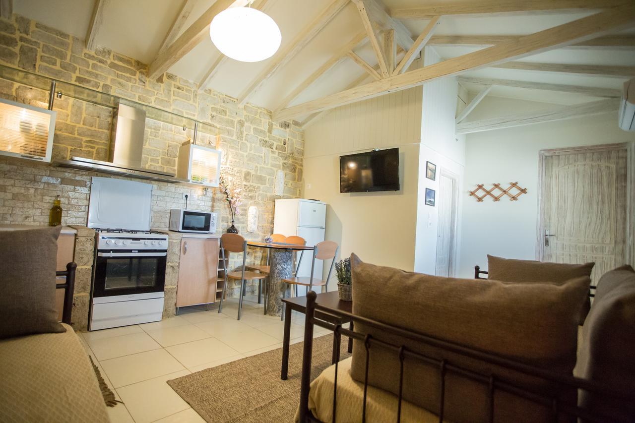 Acrocorinth Apartments מראה חיצוני תמונה