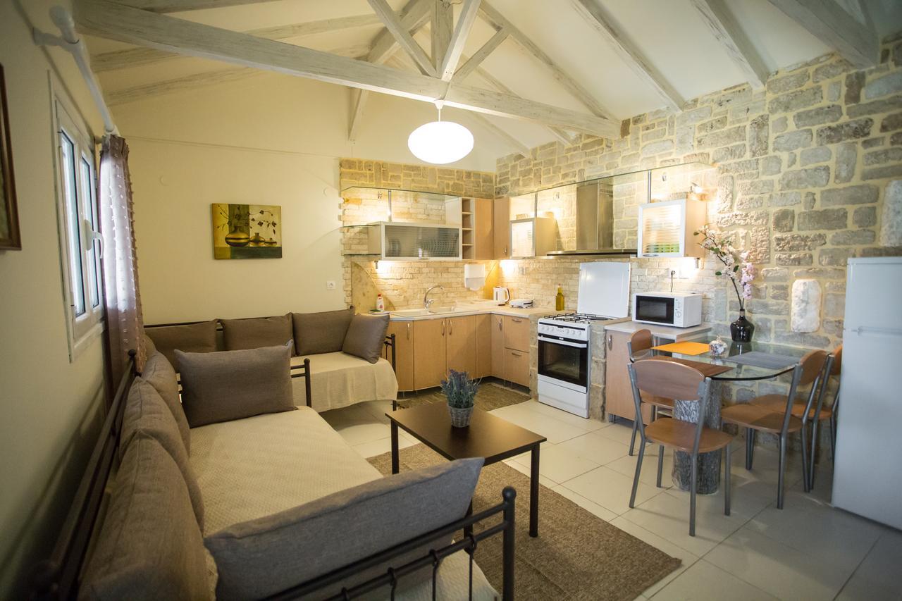Acrocorinth Apartments מראה חיצוני תמונה